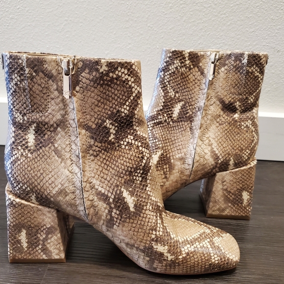 Worn Once | Sam Edelman Winnie Boot - Picture 2 of 7